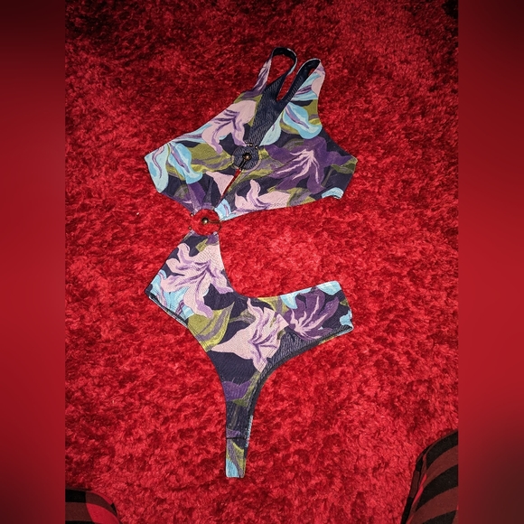 12. NWOT SONG OF STYLE ABIE BODYSUIT IN KANHA FLORAL MULTI - Picture 8 of 9